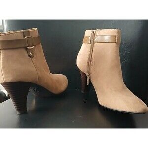 East 5th. Brown Zip-Up Ankle Boots. Women Size 8. Memory Foam.